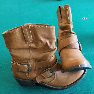 Aeropostale Tan Leather Pull On Boots 6
